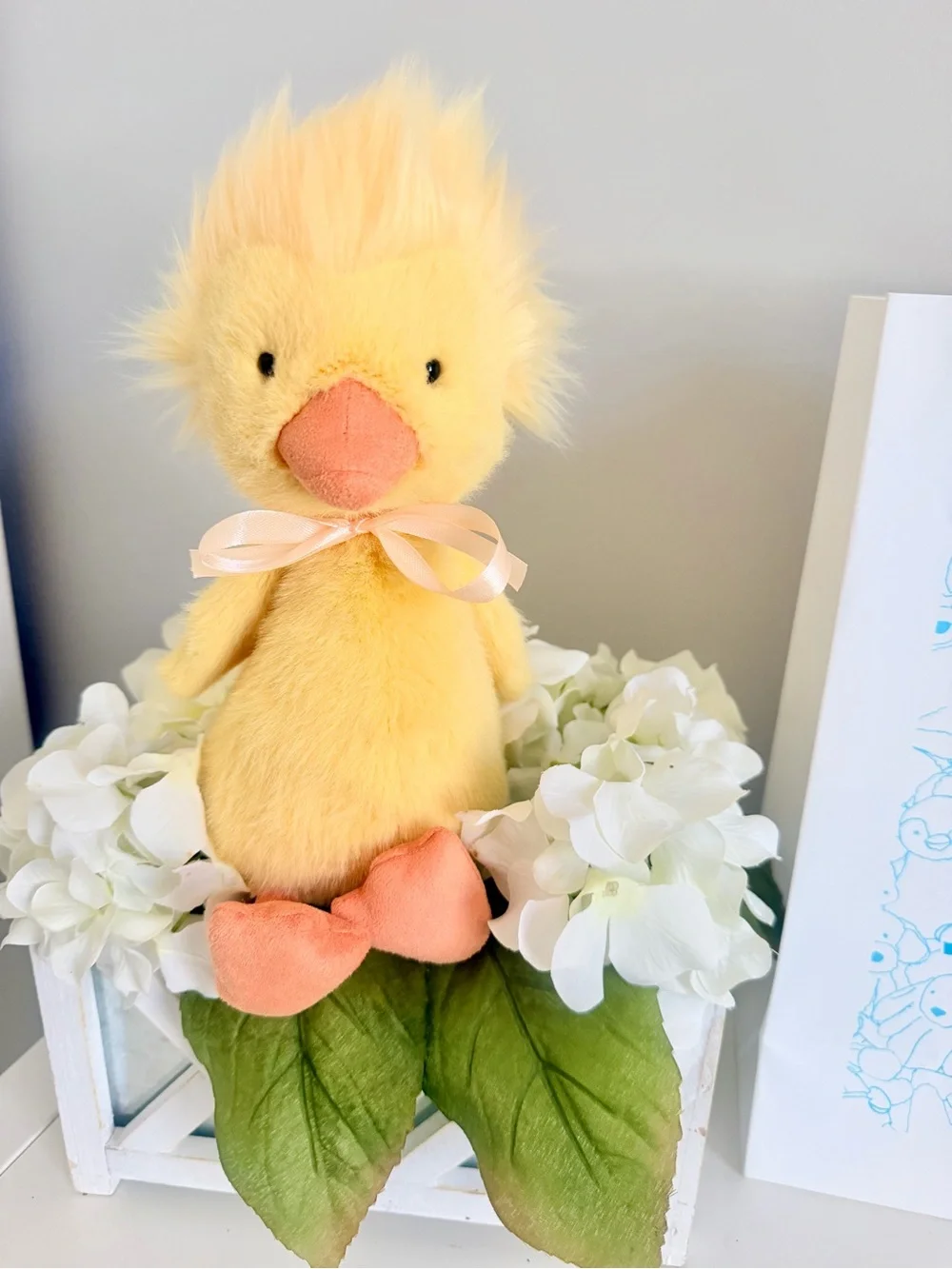 Jellycat Dorit Duckling w/ Removable Bow - BNWT Fast Shipping!
